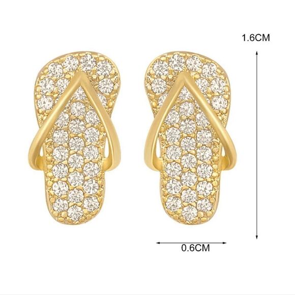 Grandest Birch Creative Earrings Stylish Slipper-shaped Gold Tone Earrings - Picture 7 of 8